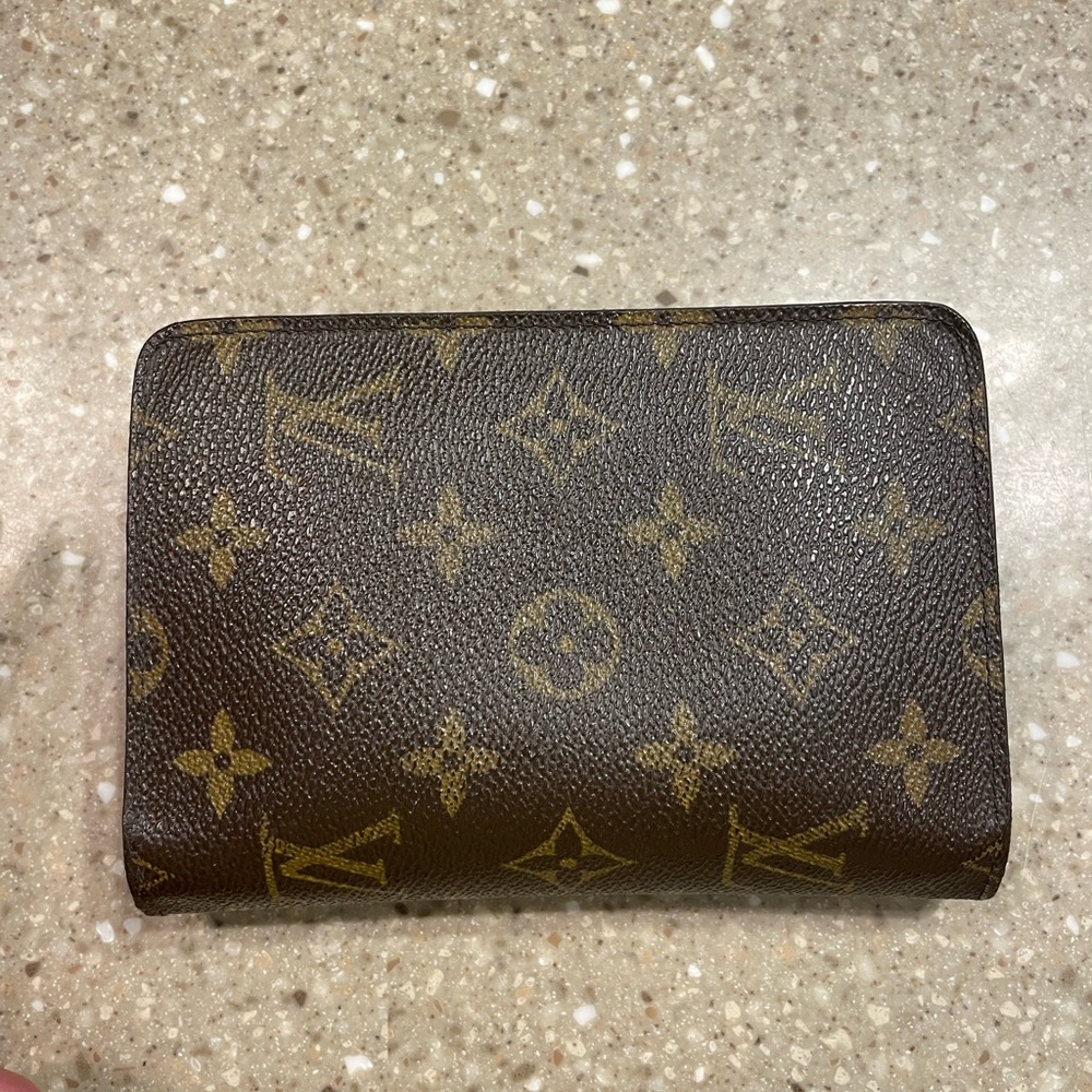 Monogrammed Brown Wallet - Picture 2 of 12